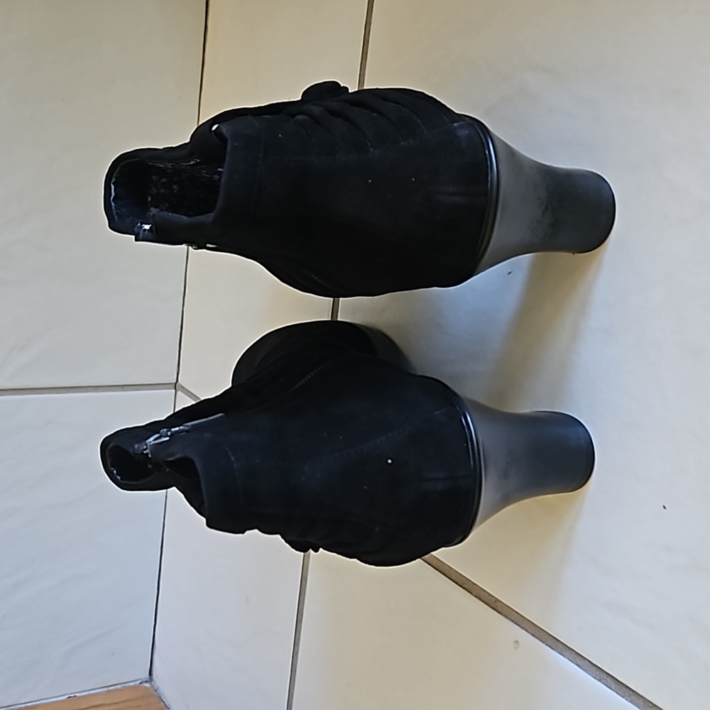 Dansko Black Heeled Boots - Picture 4 of 6